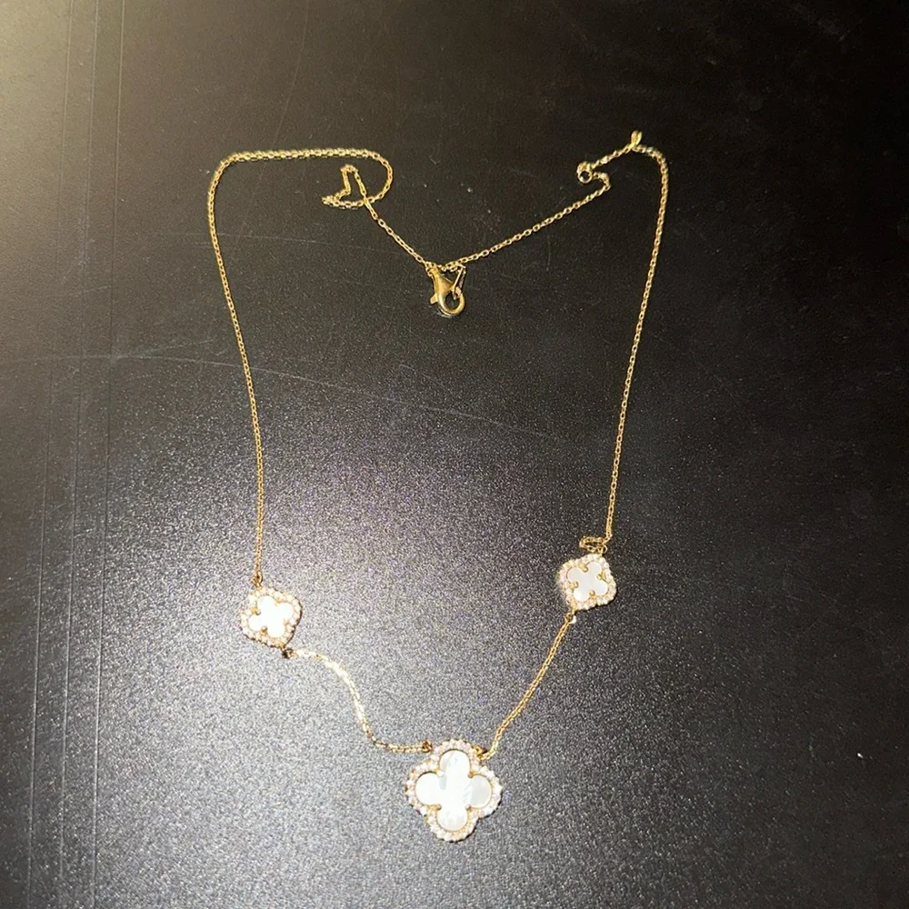 Necklace - Picture 1 of 2